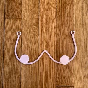 UO Boob hook